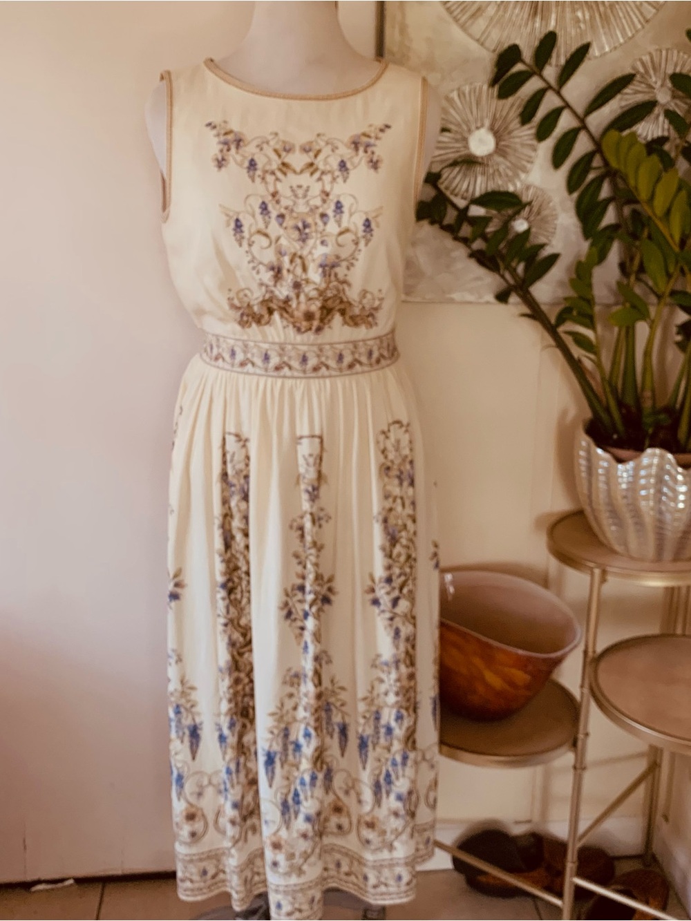 NWOT Max Studio Floral Rayon/Linen Blend Stretch Back Waist Maxi Dress size M